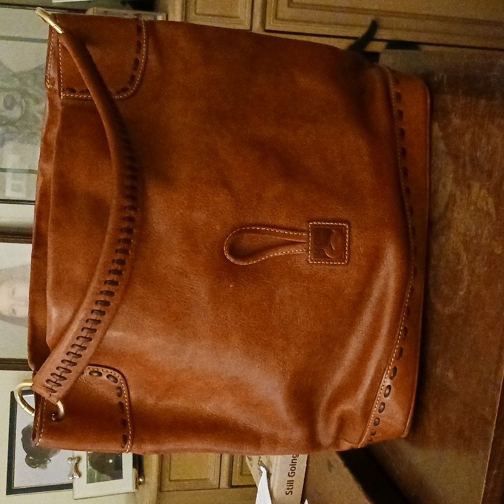 Dooney and Bourke florentine toggle sac